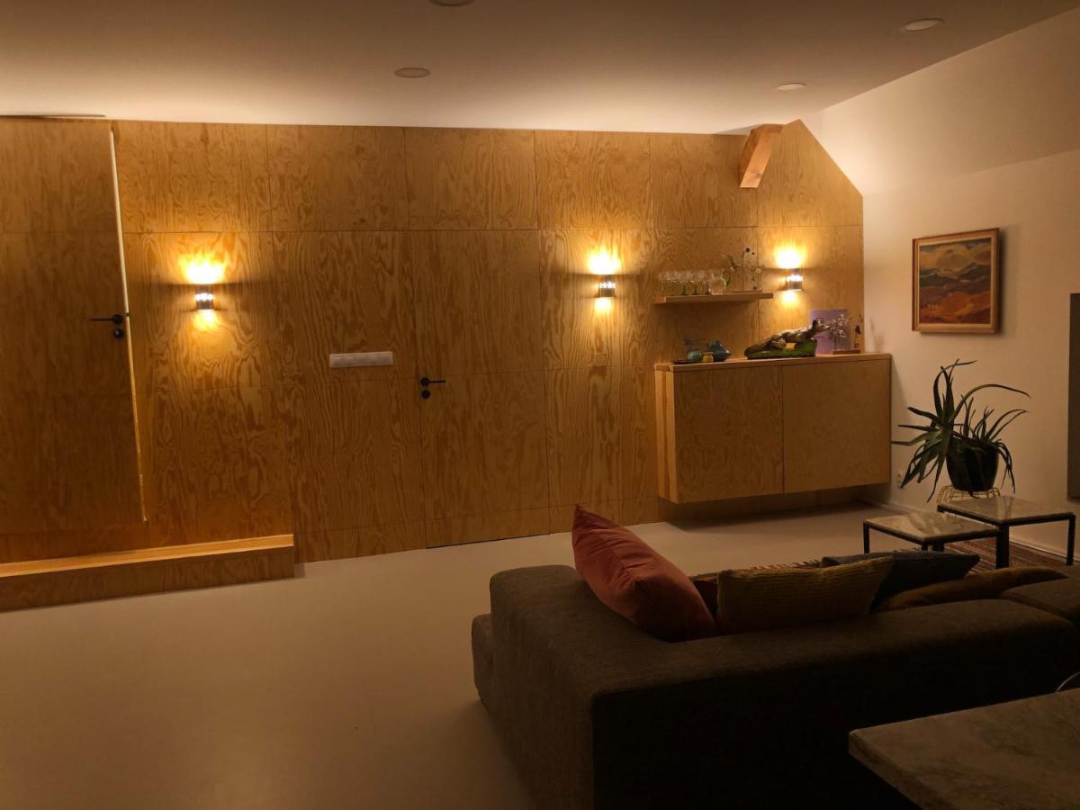 Fox Apartamento Hostka  Exterior foto